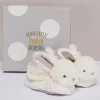 Coffret cadeau naissance chaussons lapin taupe avec hochet - 0/6 mois