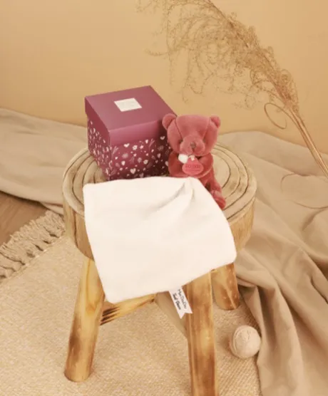 Doudou mouchoir- Mon petit ourson - Rouge bordeaux- 10 cm